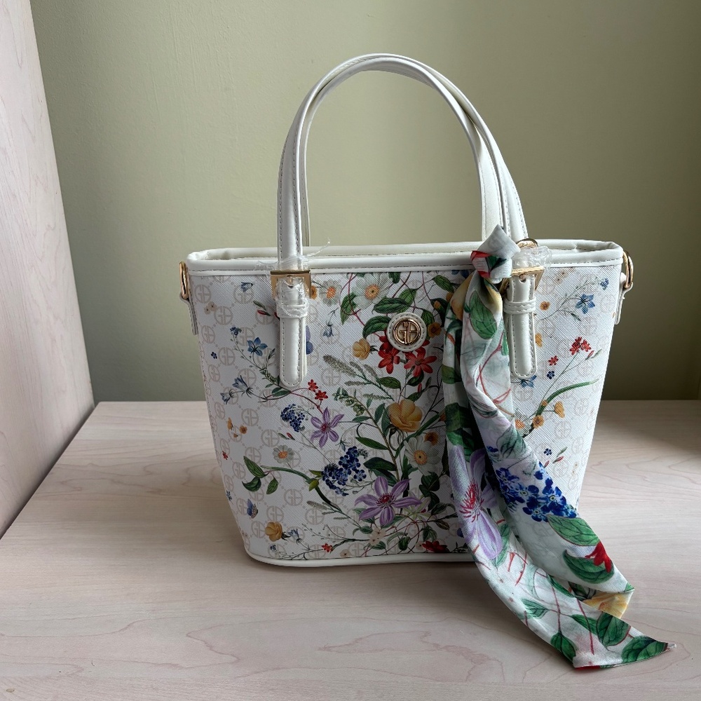 Sale! New Giani Bernini Floral Tote Bag w/ Scarf & Optional Crossbody